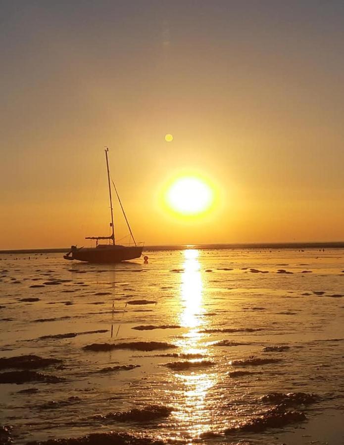 Waddenfestijn Villa Paesens Luaran gambar